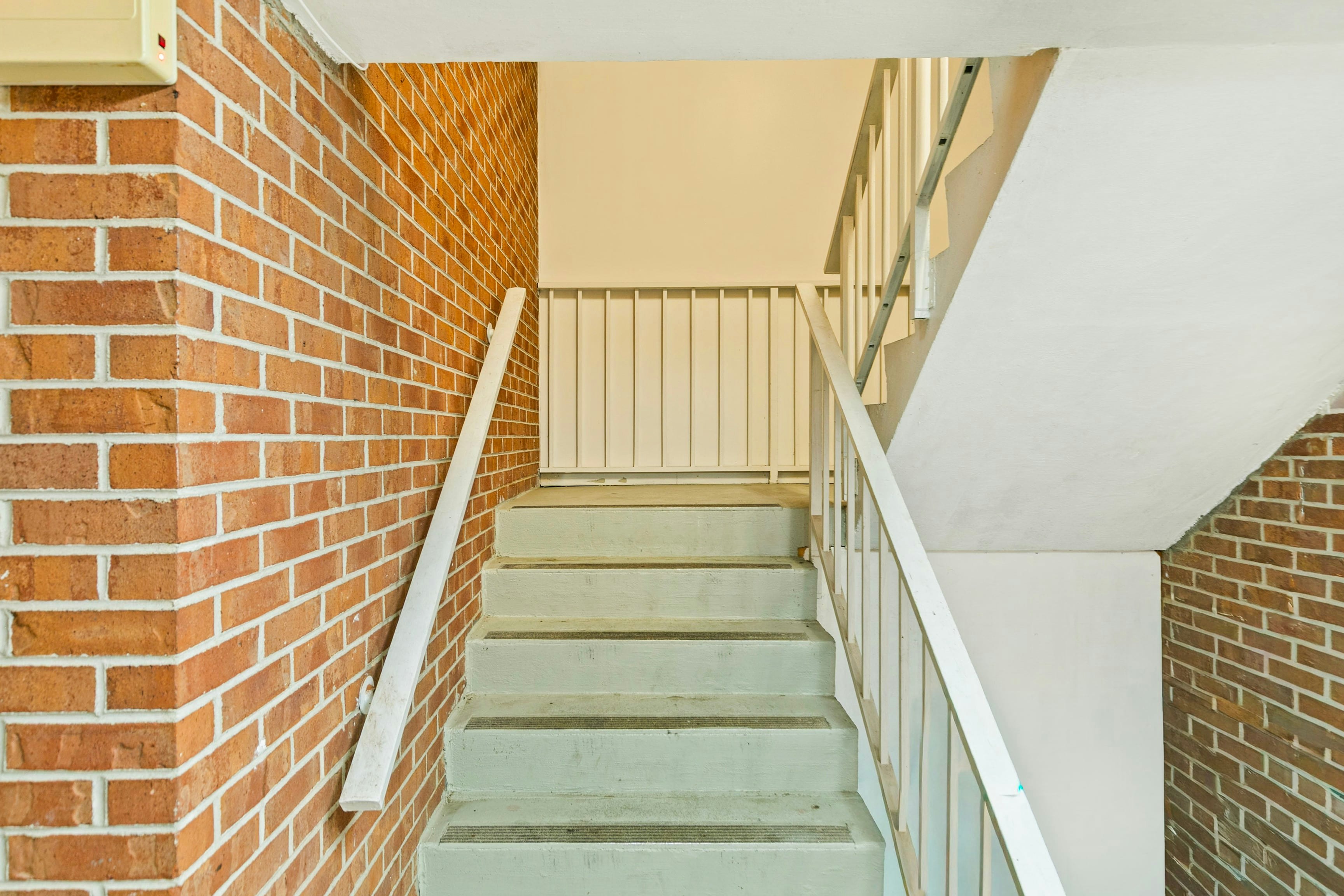 Moonlight Inn Hotel O Hattiesburg, MS 25/54