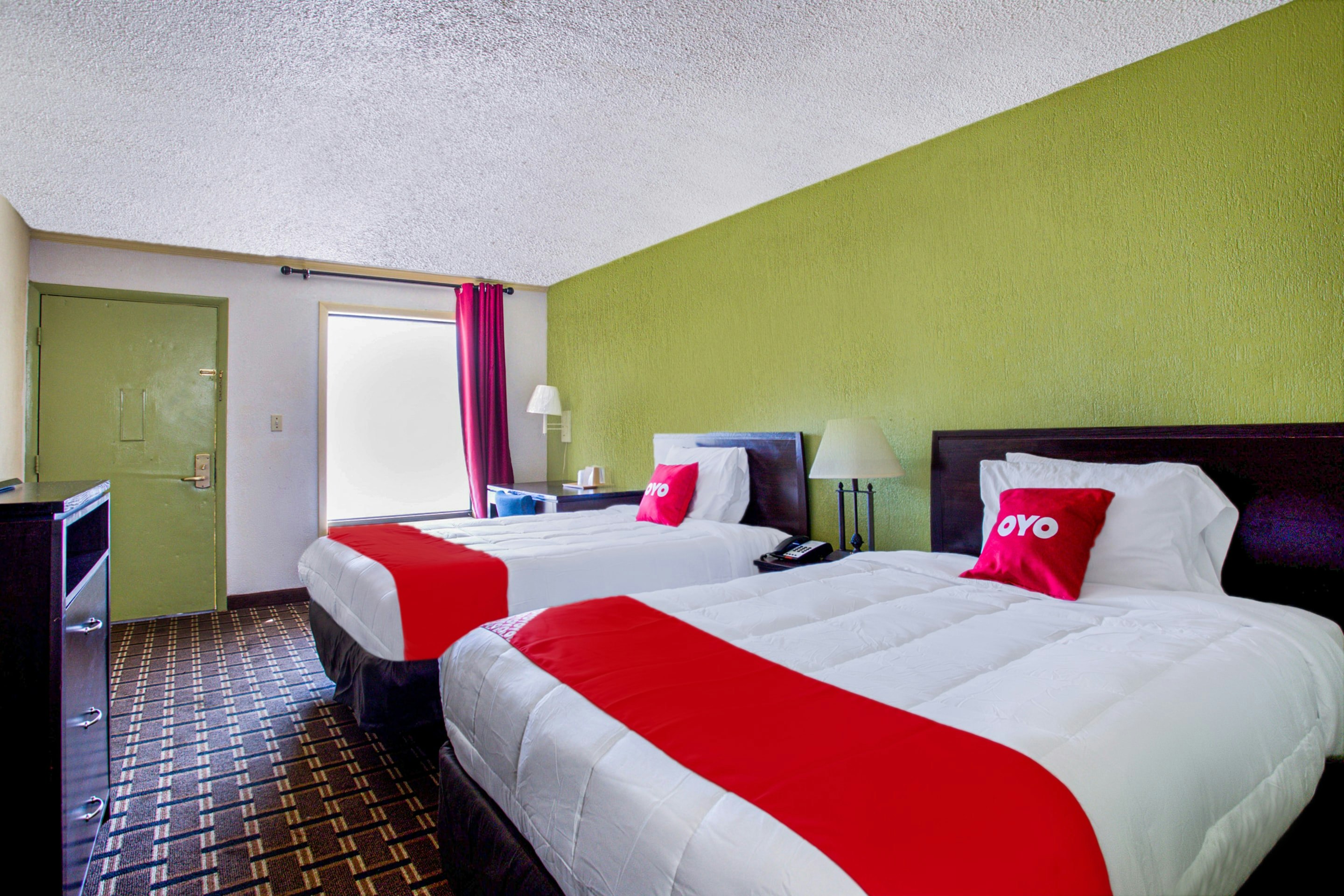 OYO Hotel Pensacola I-10 & Hwy 29 12/39