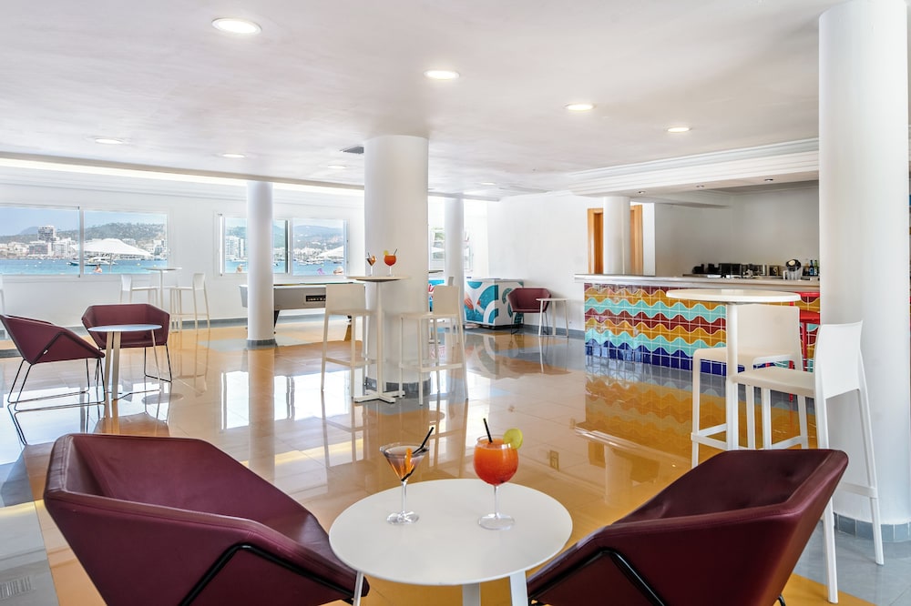Hotel Vibra S Estanyol 41/55