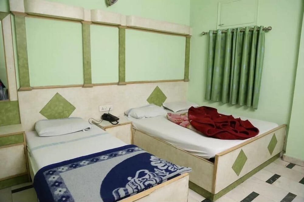 Hotel Neha Inn 8/21
