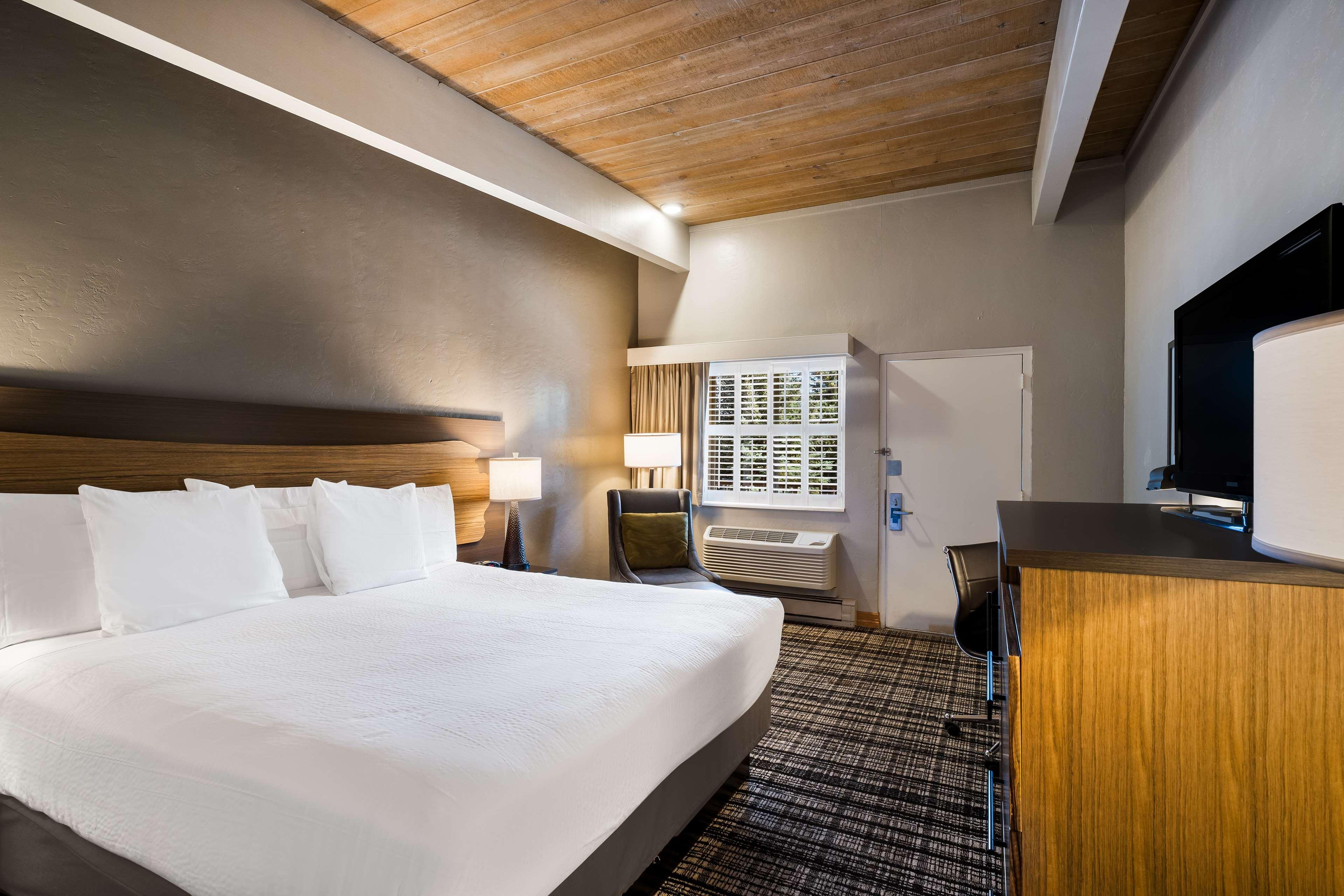 Room, King Bed, Accessible