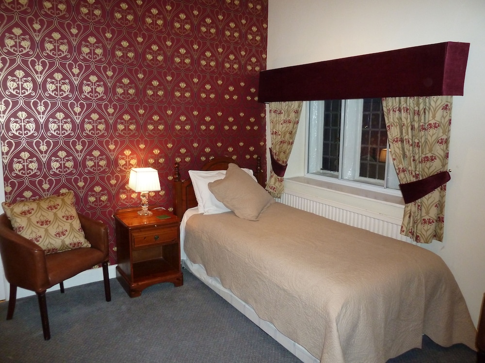 Blacksmiths Arms Inn 5/53