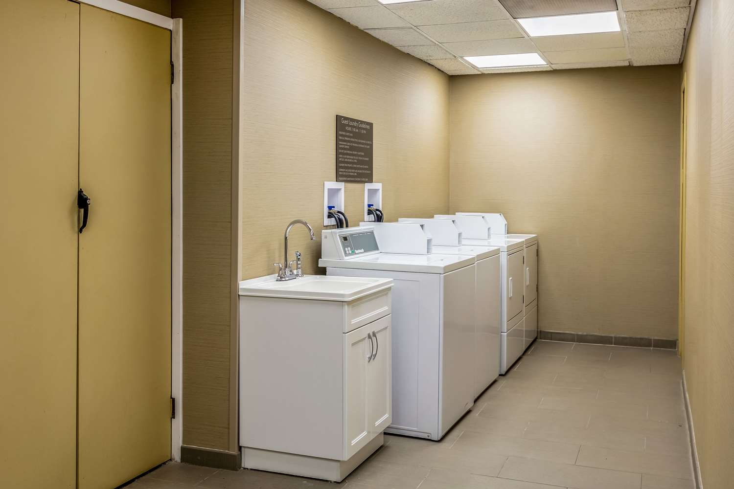 Comfort Inn Medford - Long Island 19/19