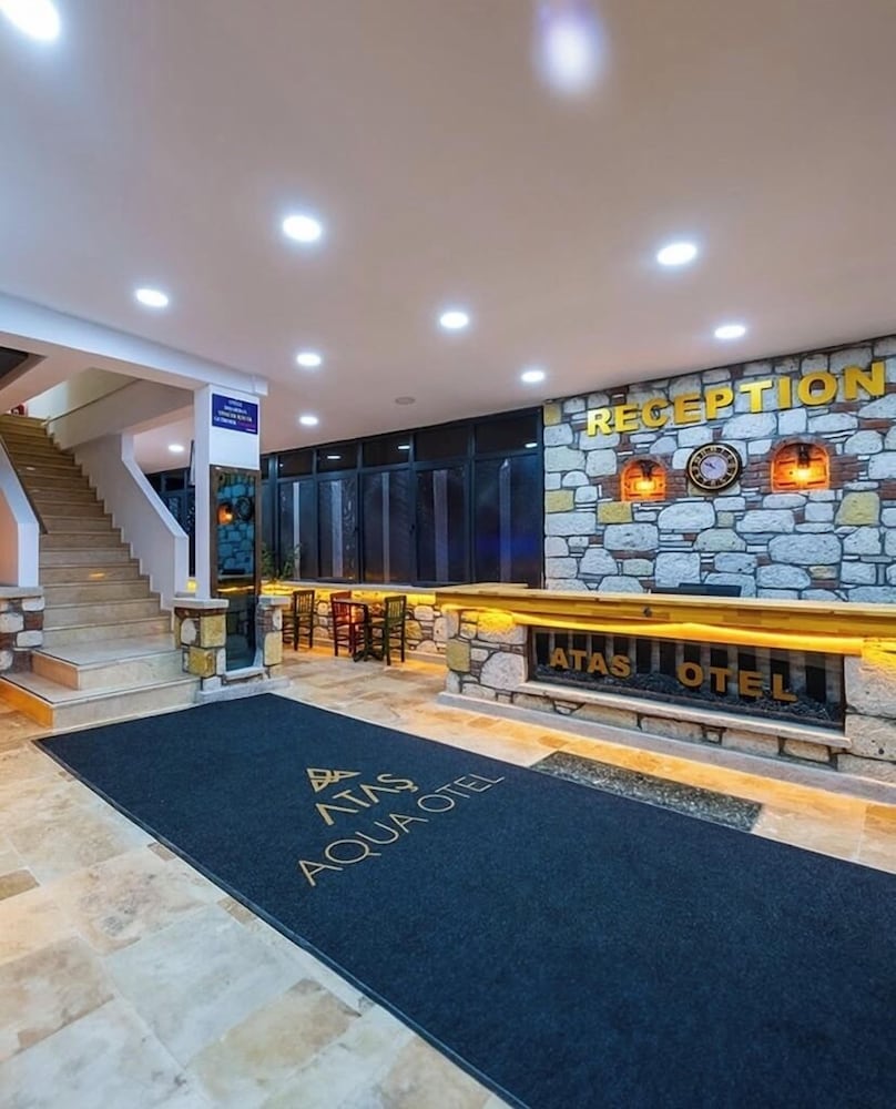 Atas Aqua Otel Avsa 48/51