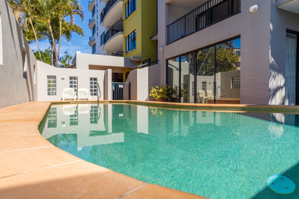 Belaire Place 24/50