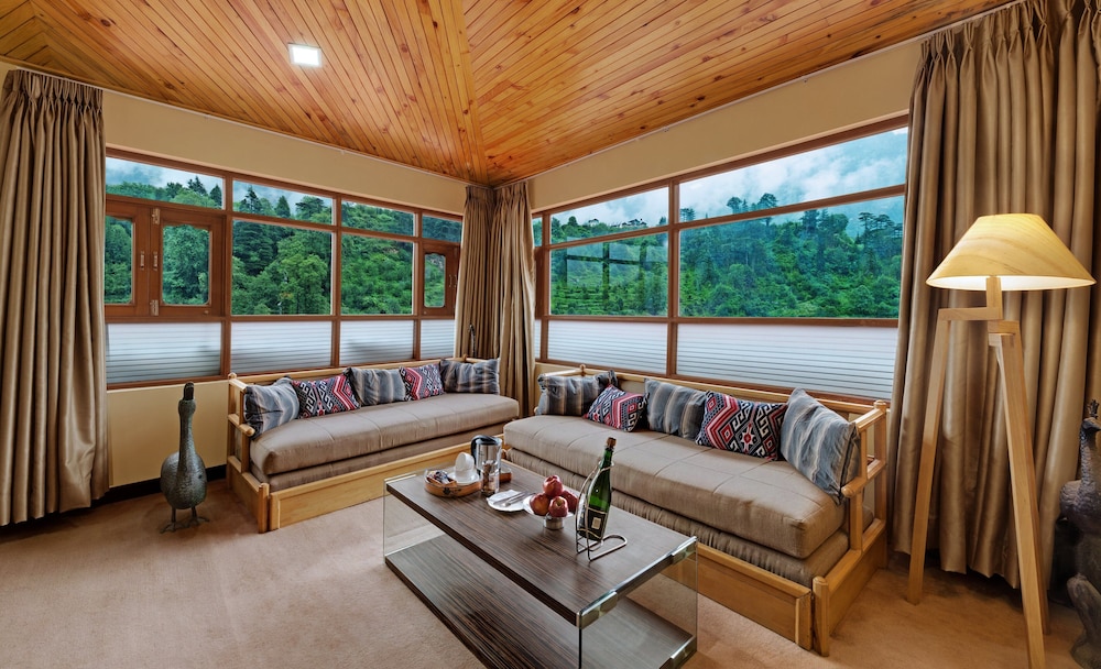 The Manali Inn 45/74