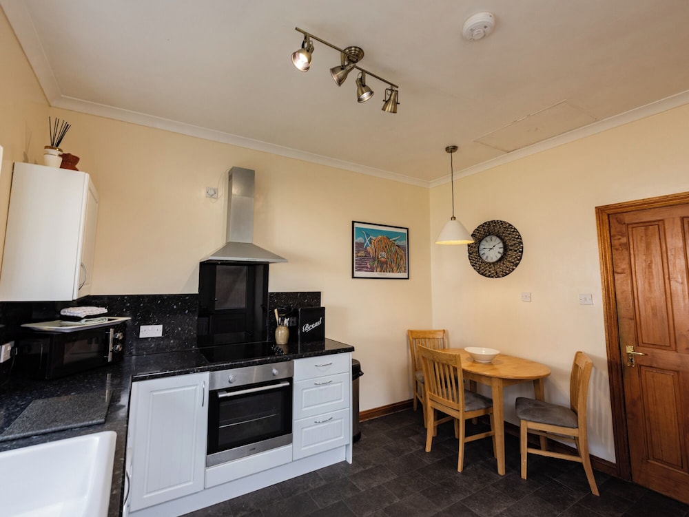 Darwin Cottage Self Catering In Elgin 29/50