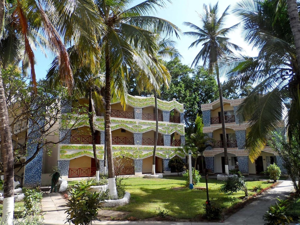 Sai Rock Beach Hotel & Spa 15/19
