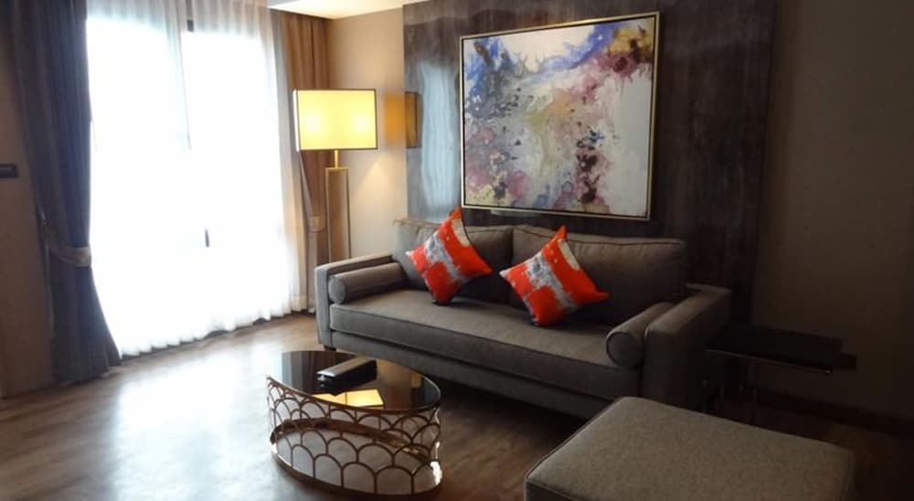 Arte Hotel 50/75