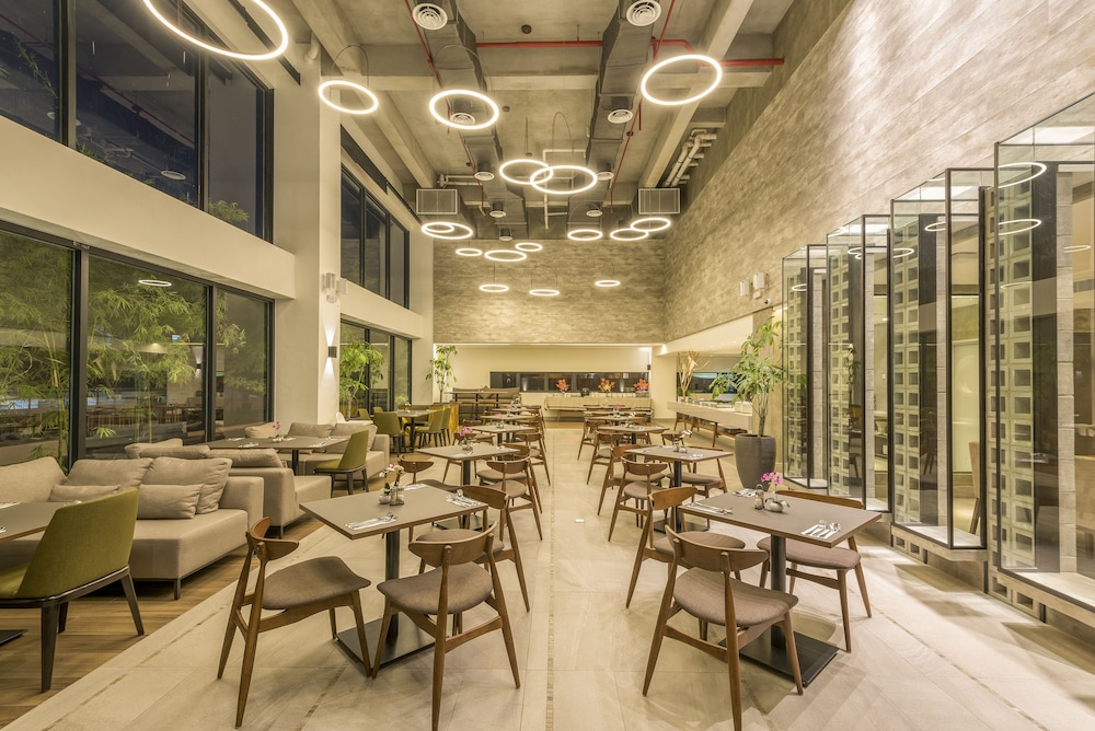 Jinhold Hotel And Serviced Apartment 24/38