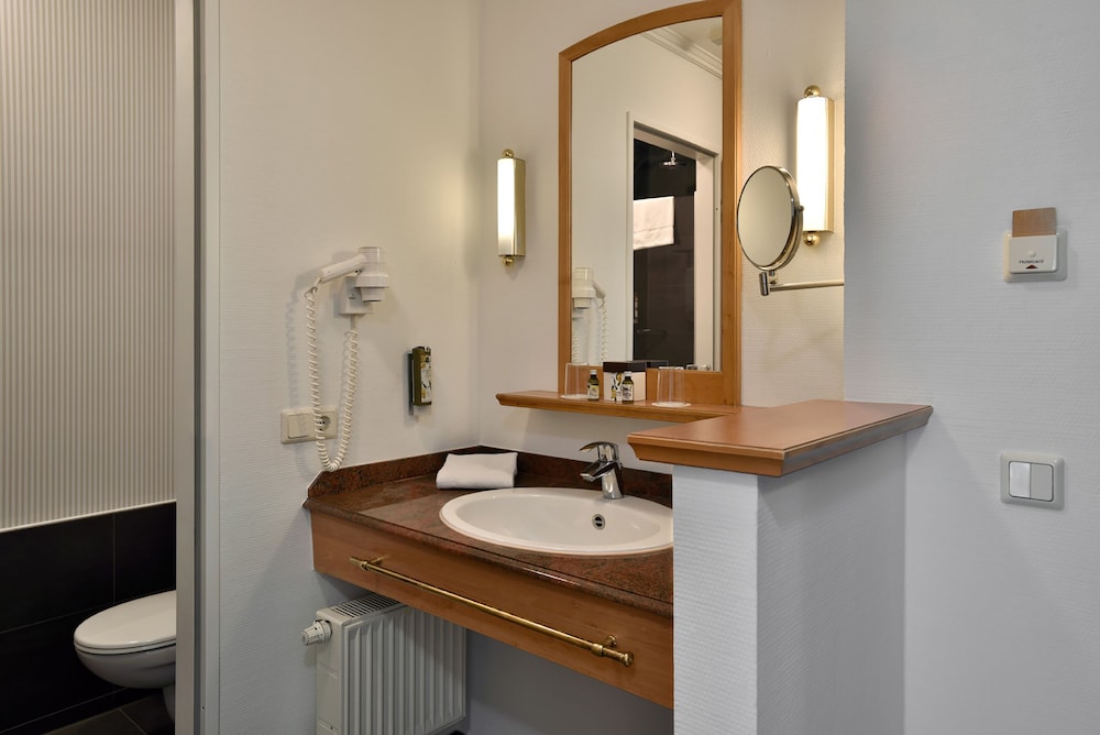 Precise Resort Rugen - Hotel & Splash Erlebniswelt 68/70