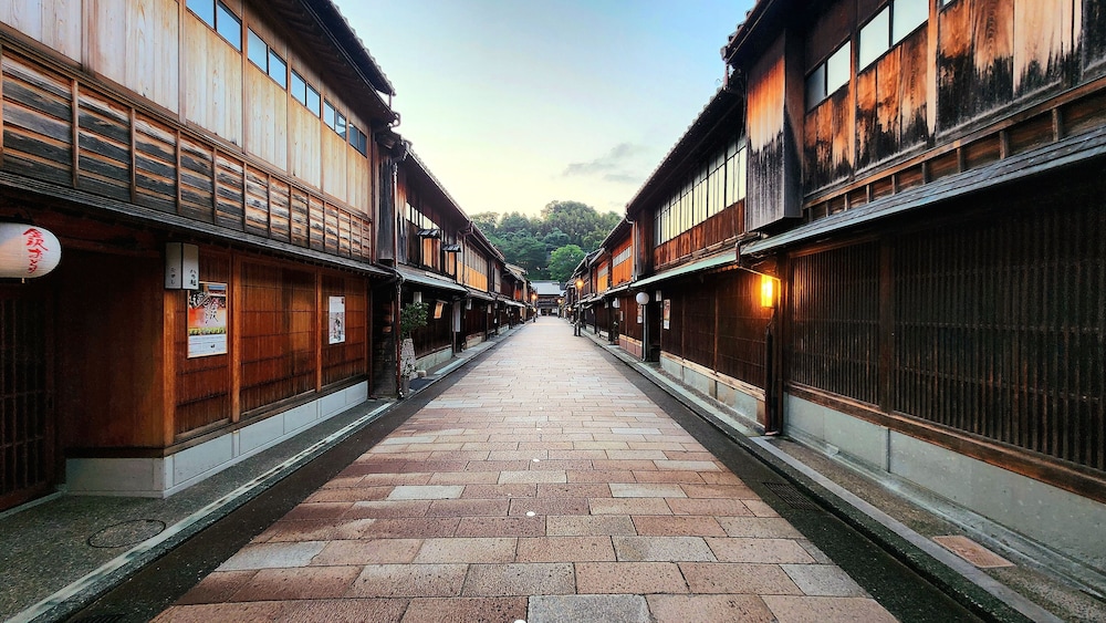 Kanazawa Ekimae Hotel 47/50