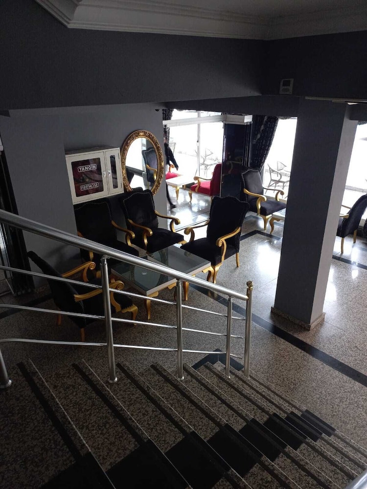 ATALLA HOTEL 37/44