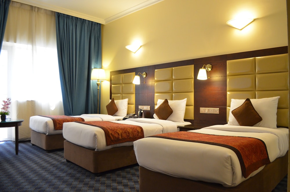 Orchid Hotel 21/59