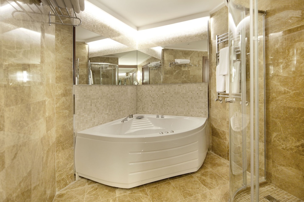 Ikbal Thermal Hotel And Spa 34/74