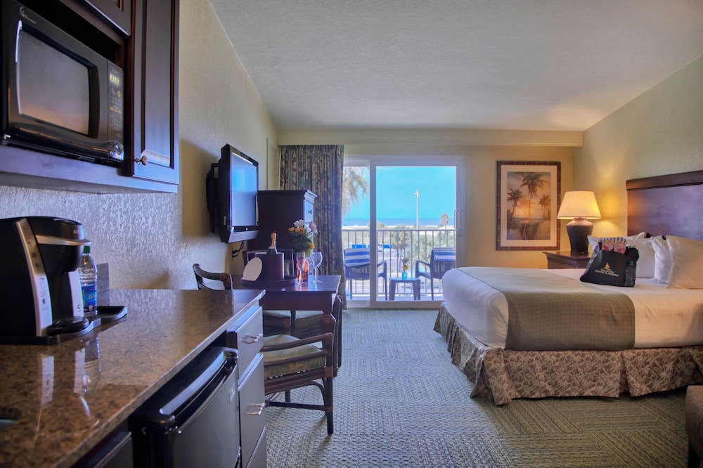 Treasure Bay Hotel and Marina 39/63