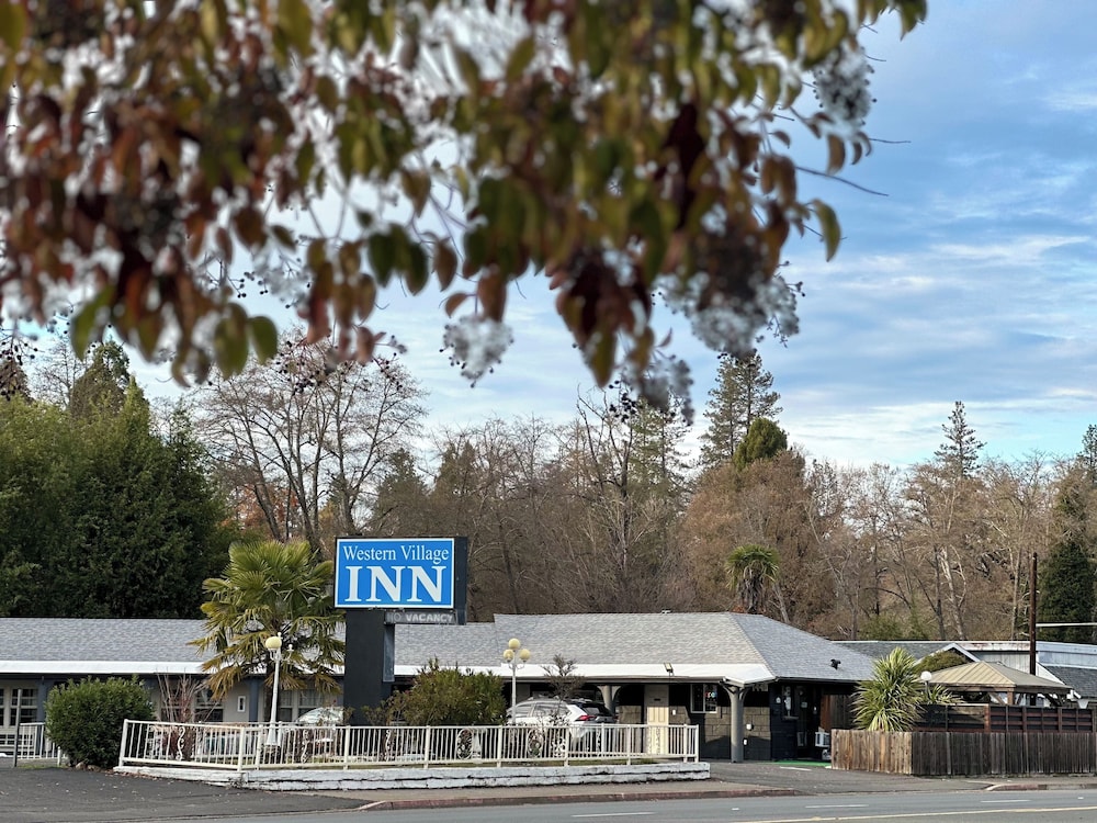 Western Village Inn 4/28