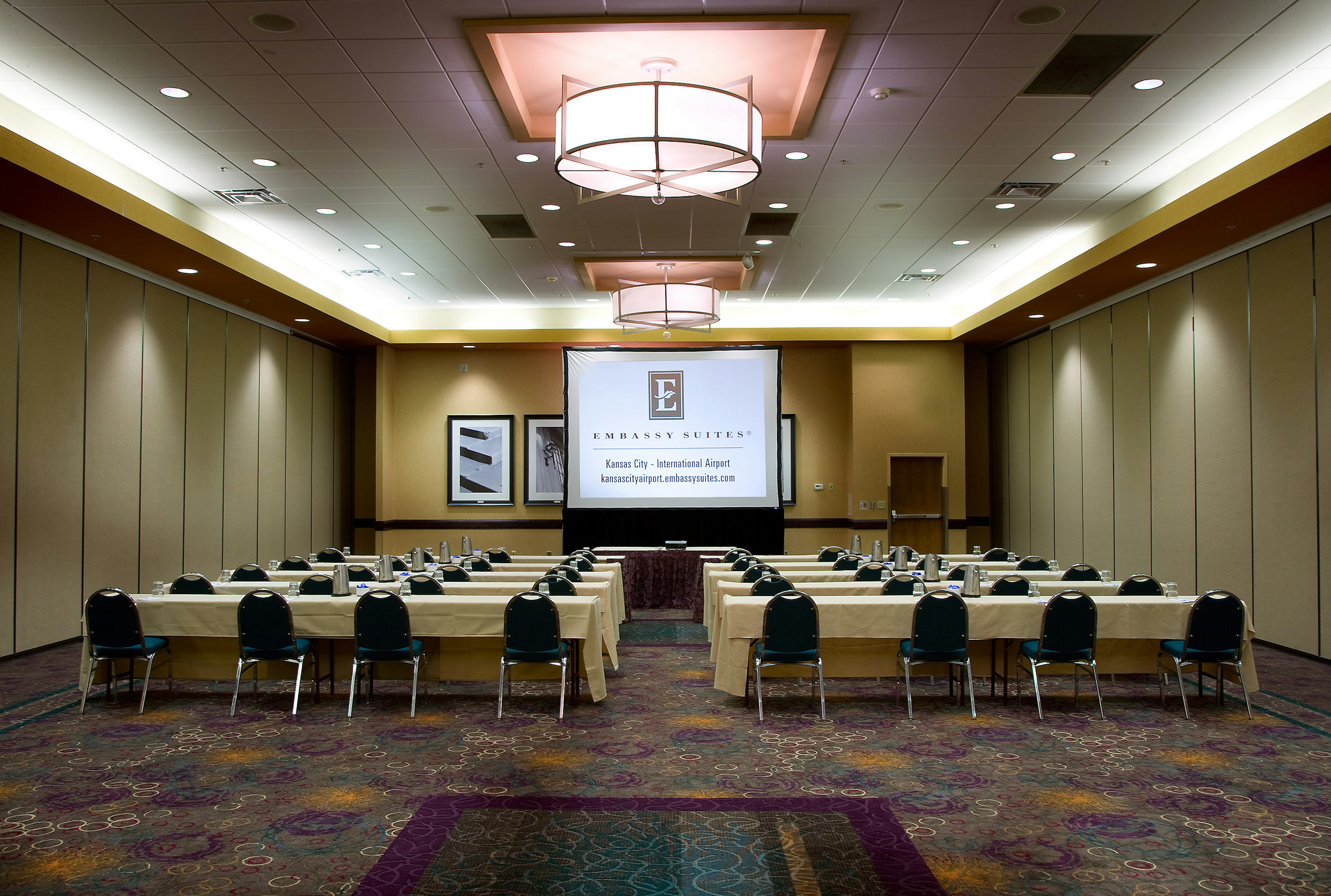 Embassy Suites by Hilton Kansas City International Airport 49/69