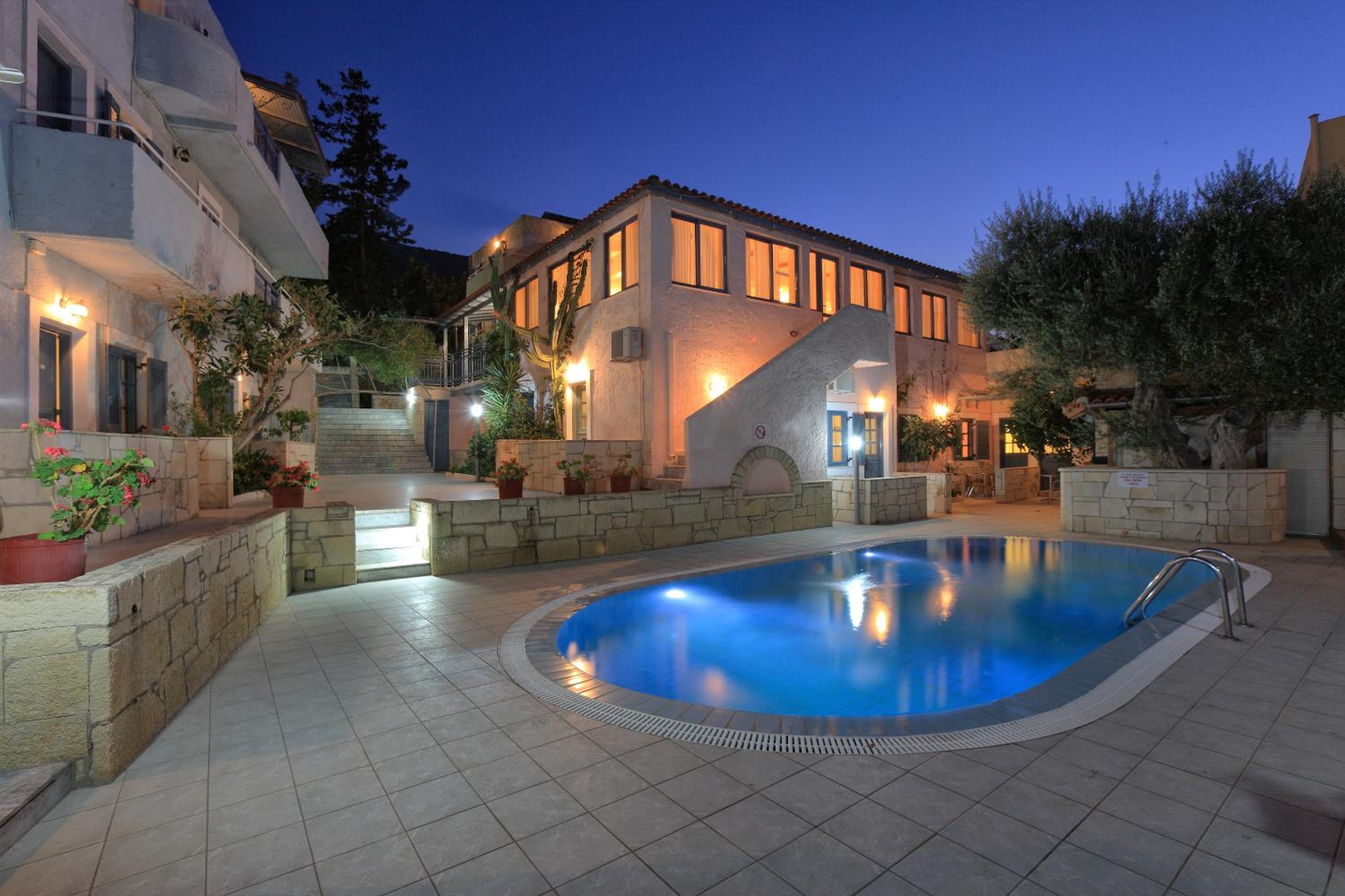 Stelva Villas 17/18