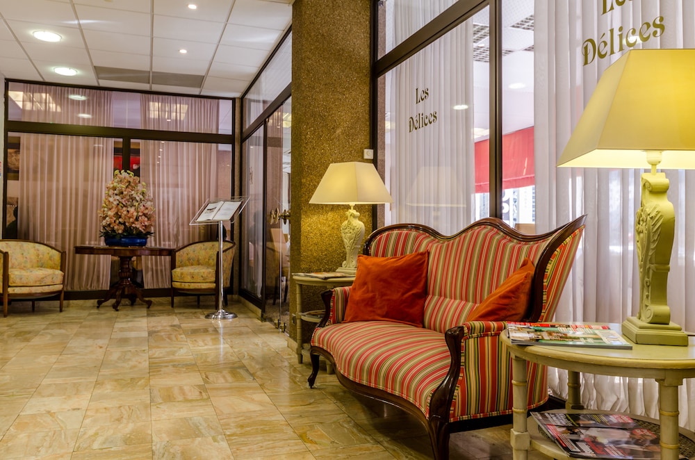 lobby