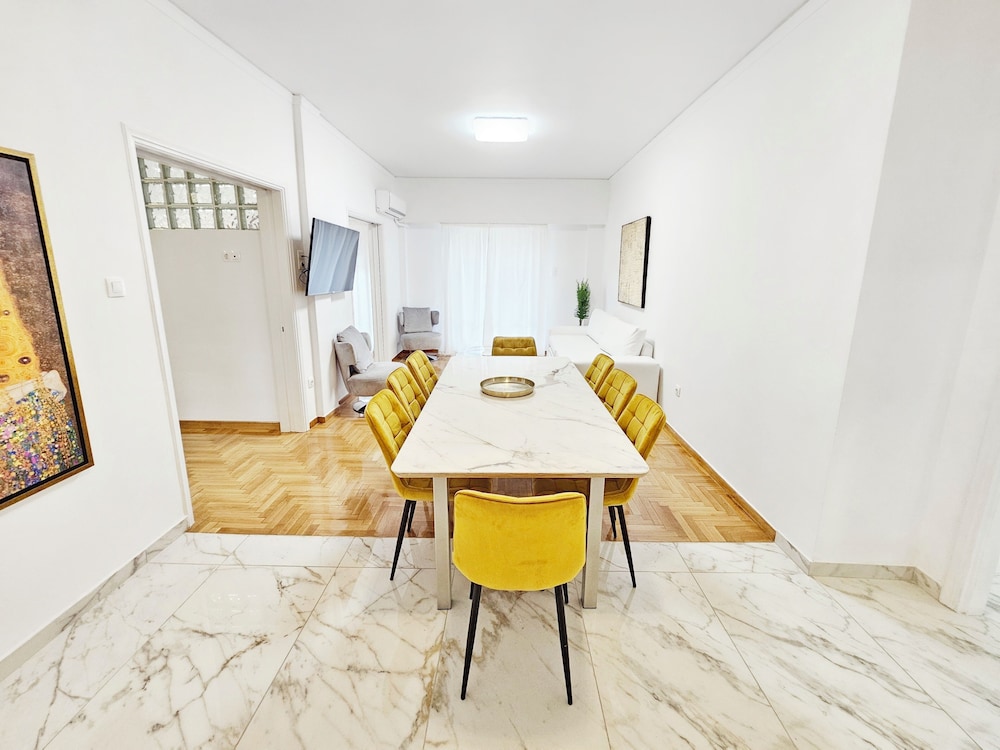 Athens House 41/49