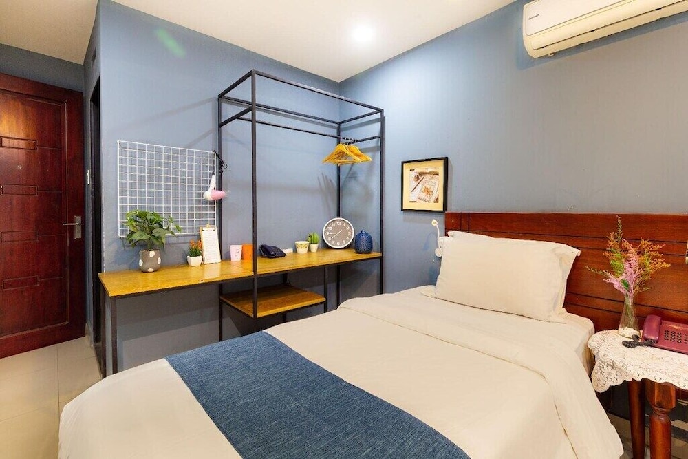 HOANG PHI HOTEL 17/50