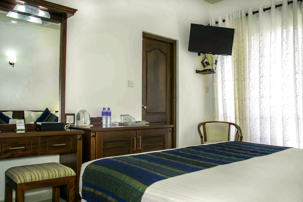 Yo Hotel 29/75