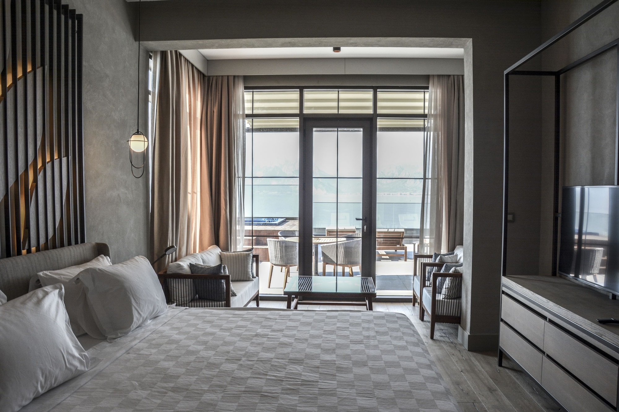 Infinity, Suite, King Bed, Terrace