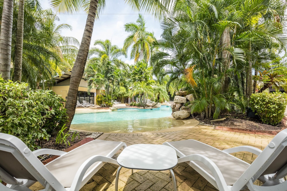Mercure Darwin Airport Resort 81/83