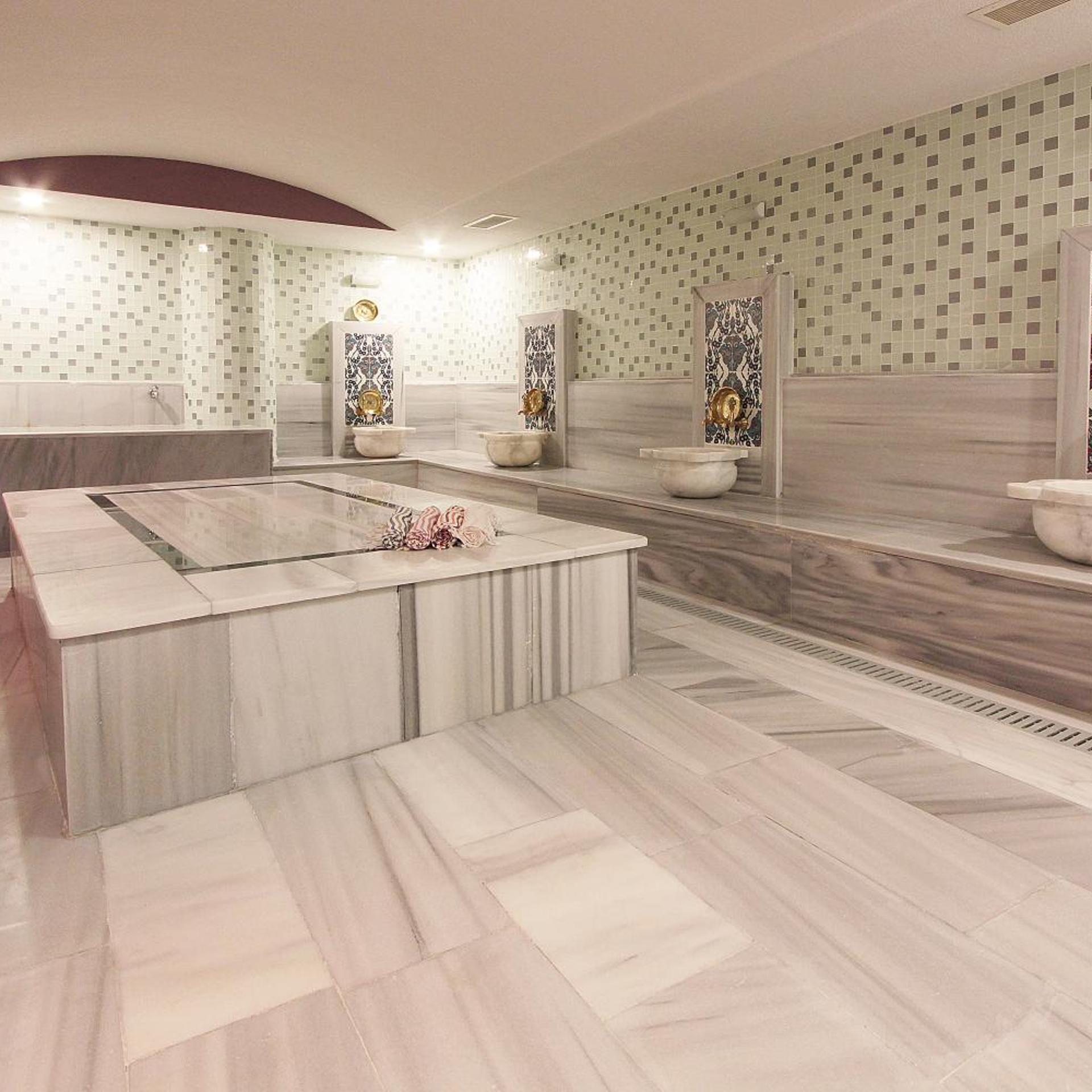 Forum Suite Hotel 43/70