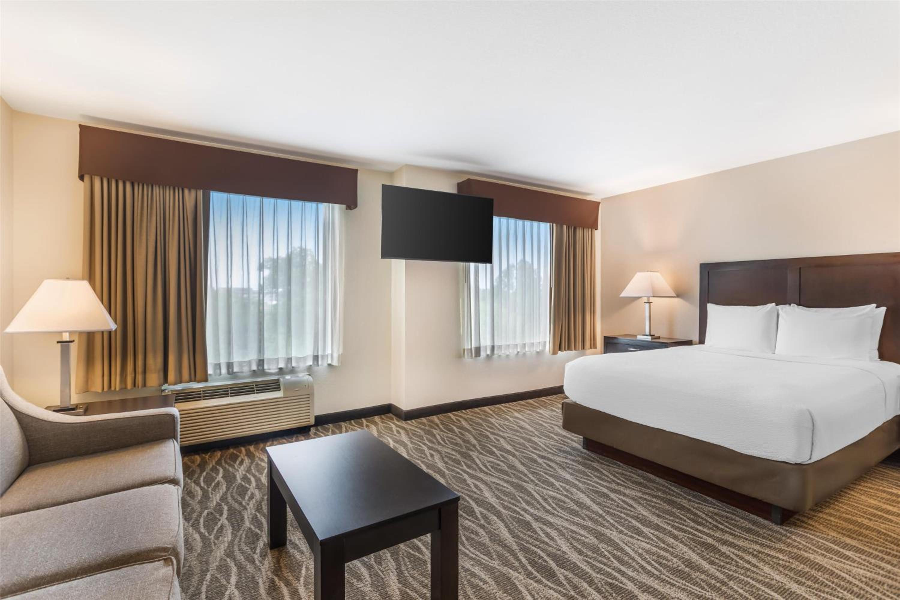 Deluxe, Queen Bed