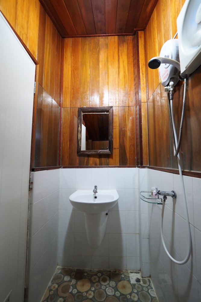 Klong Suan Plu Resort 50/50