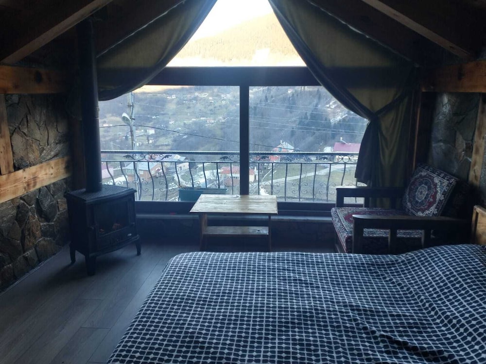 Hamsikoy Tas Otel 20/40