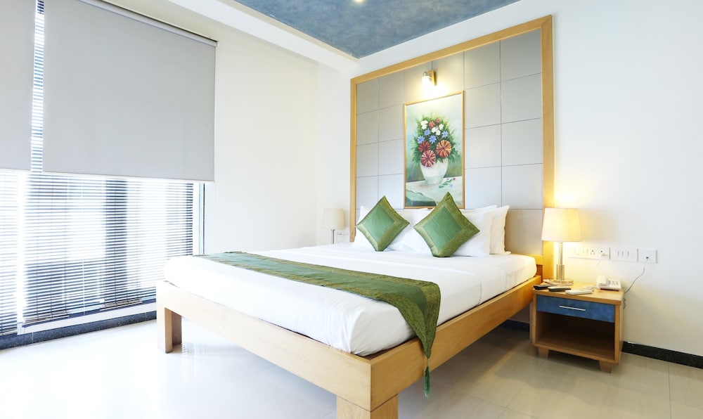 Treebo Trend Edha Suites 12/54
