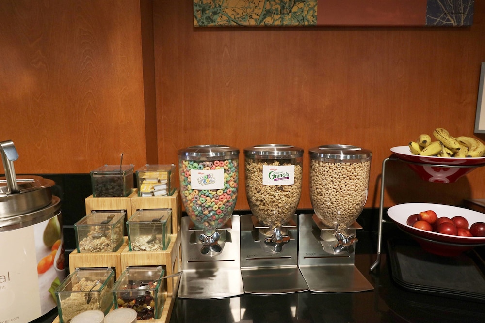 Fairfield by Marriott Inn & Suites Des Moines Airport 16/40