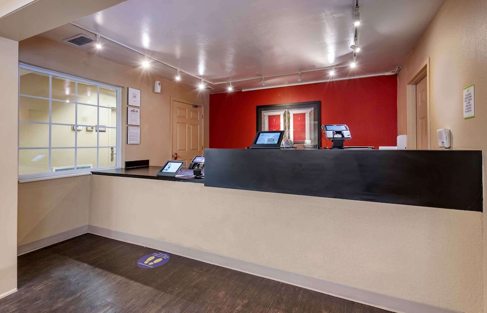 Extended Stay America Select Suites Orlando Lake Mary 1040 4/40