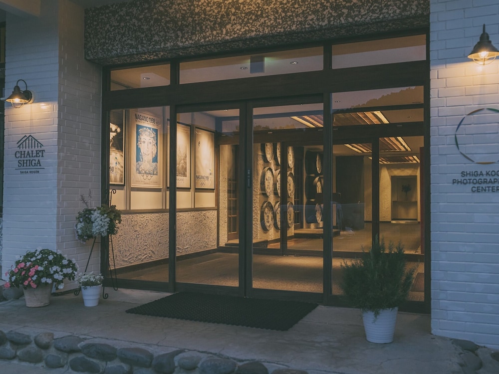 Chalet Shiga 2/50