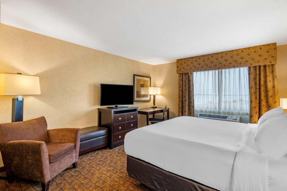 غرفة ديلوكس كبيرة بسرير كينج، Lloyd Hotel Astoria Bayfront, Ascend Hotel Collection, OR 4/8