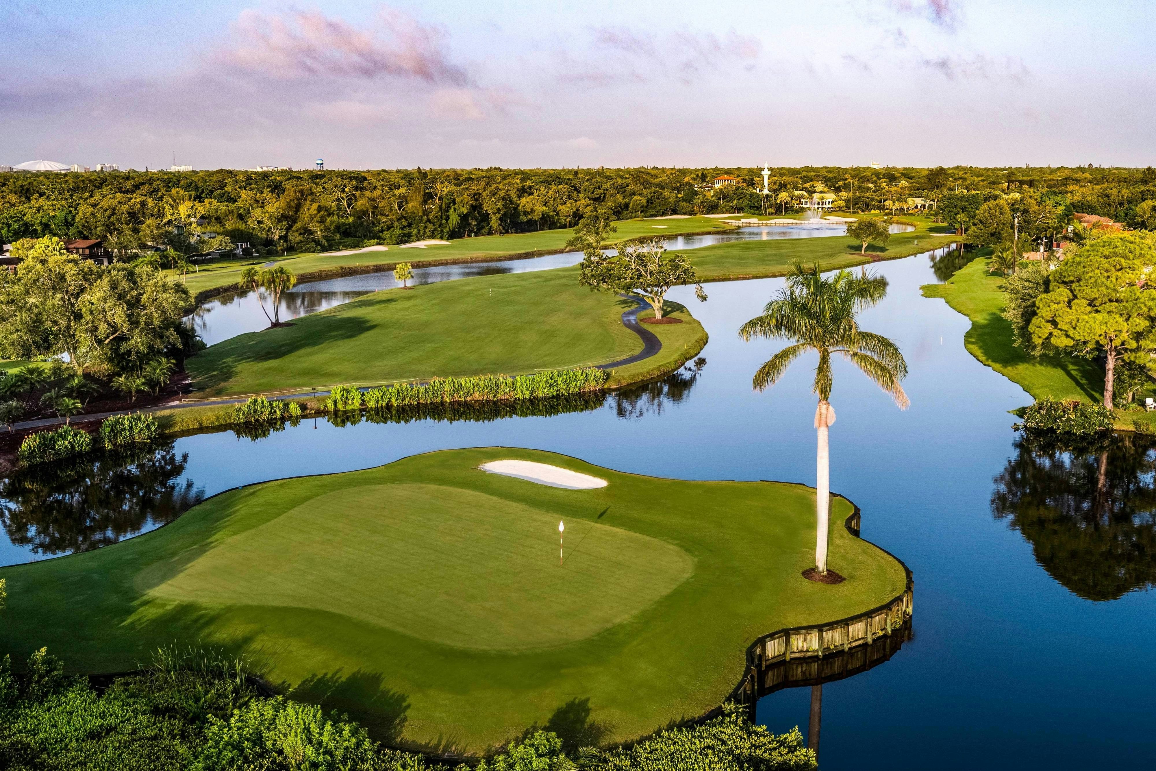 The Vinoy Resort & Golf Club Autograph Collection 27/31
