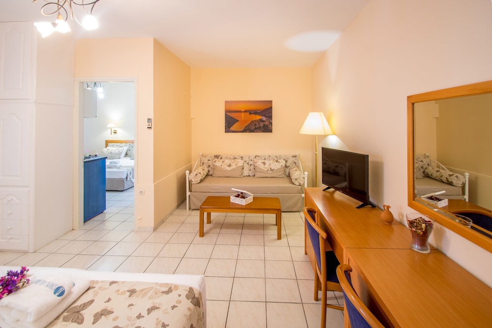 Syros Atlantis Hotel 25/50