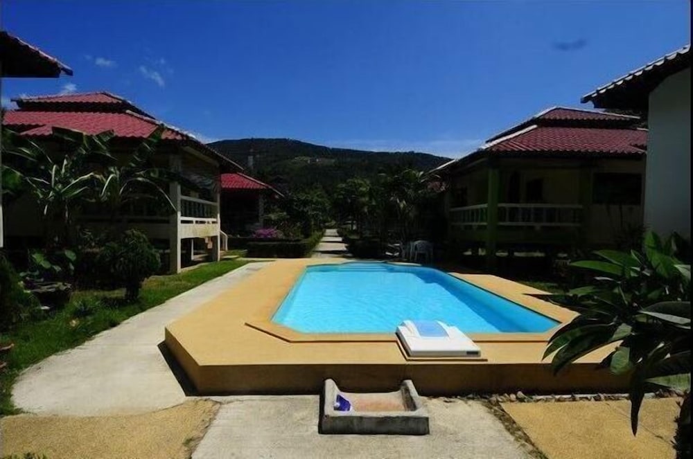 Bang Po Sunrise 2 Resort 13/15