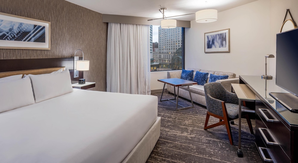 Hyatt Regency Indianapolis 14/69