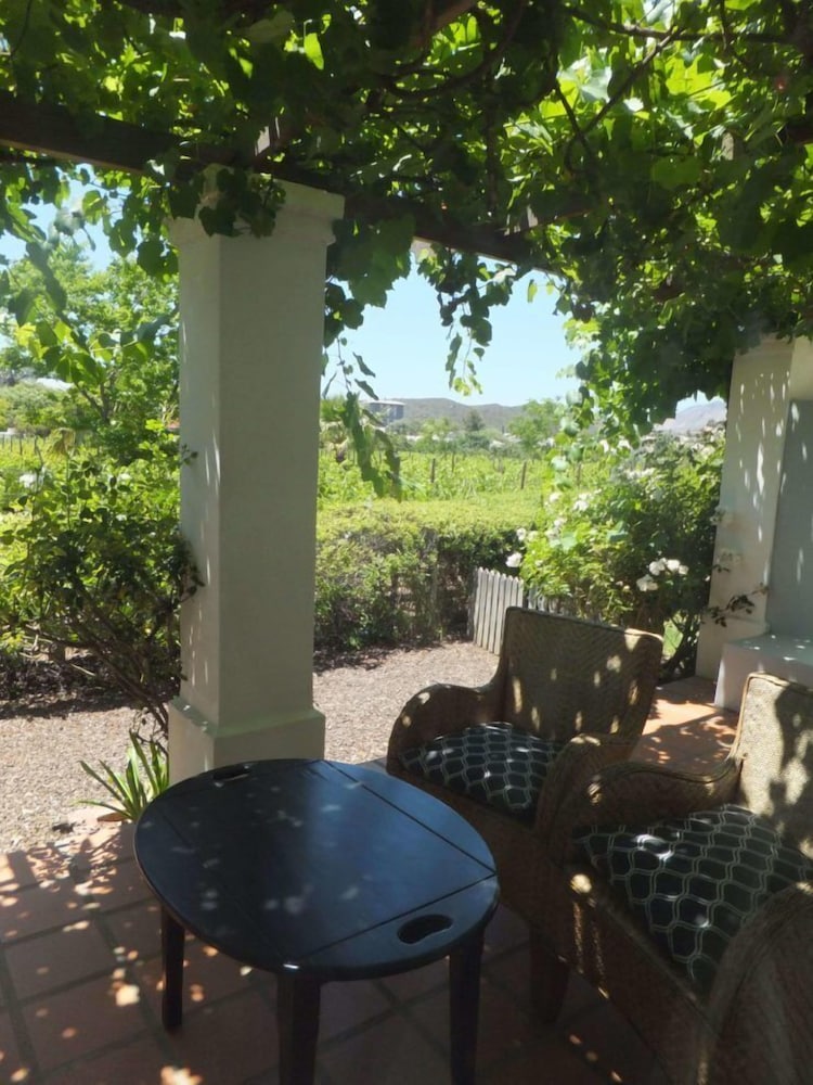The Vineyard Country House 32/38