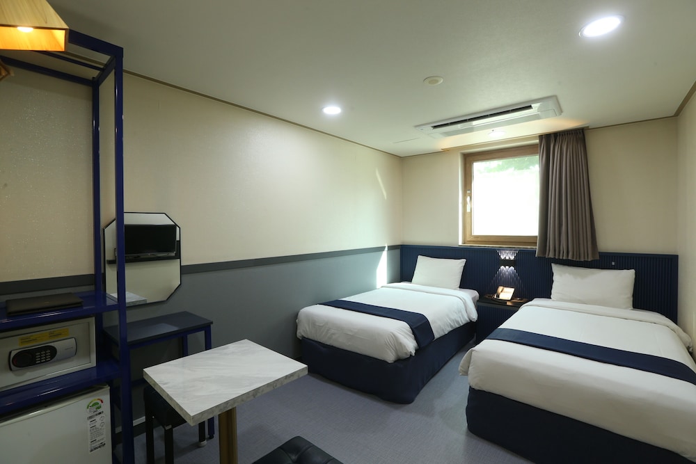 GOLDEN CITY HOTEL DONGDAEMUN 8/27