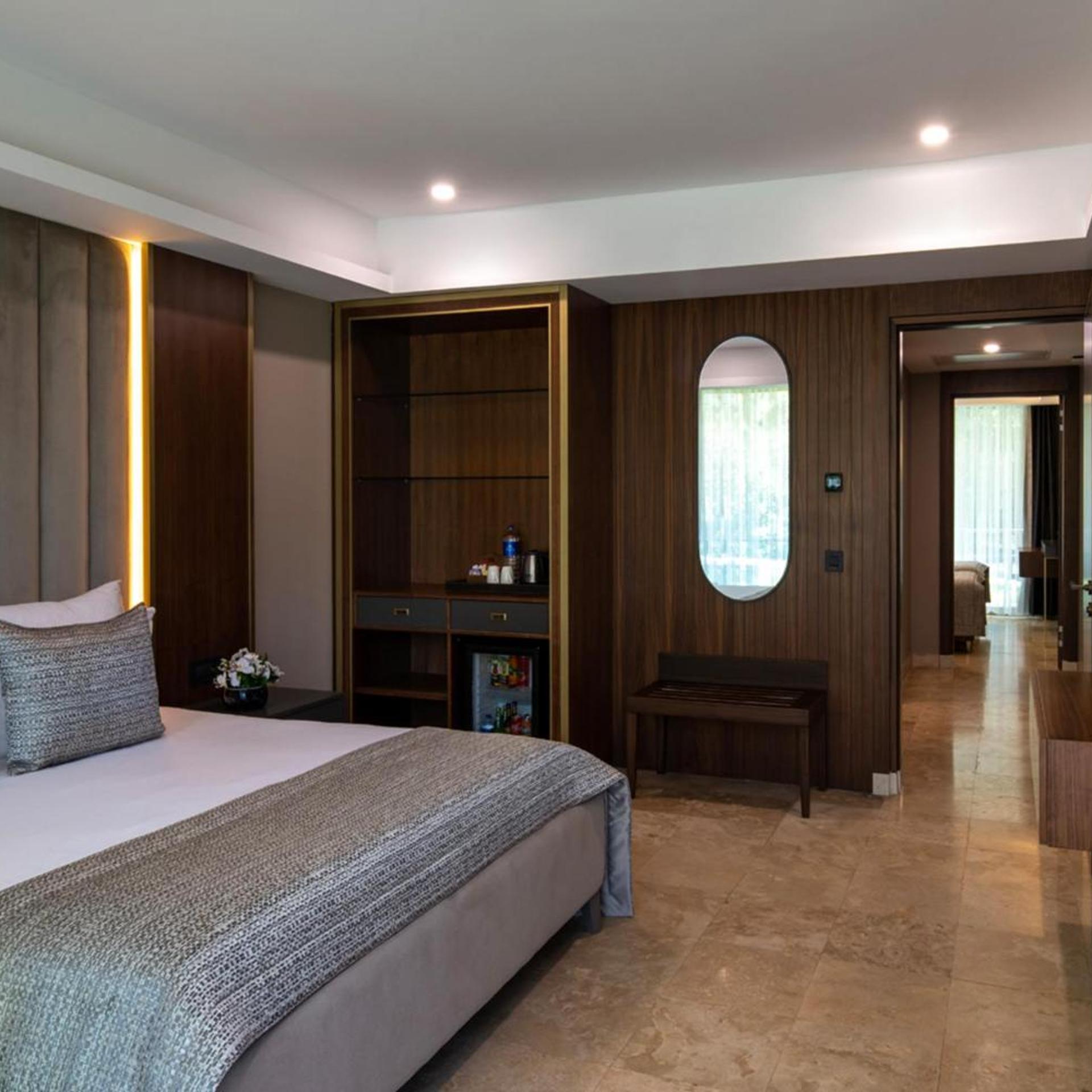 Connecting, Vogue Hotel Supreme Bodrum 2/5