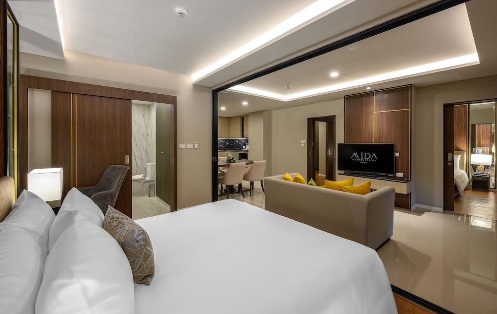 Mida Grande Resort Phuket 31/74