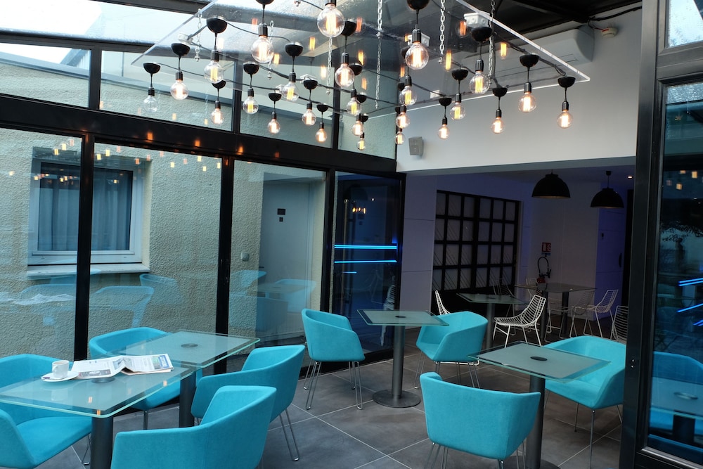 restaurant-cafeteria
