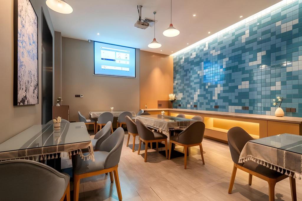 Home inns NEO(xiamen tongan fante dream kingdom store) 40/41