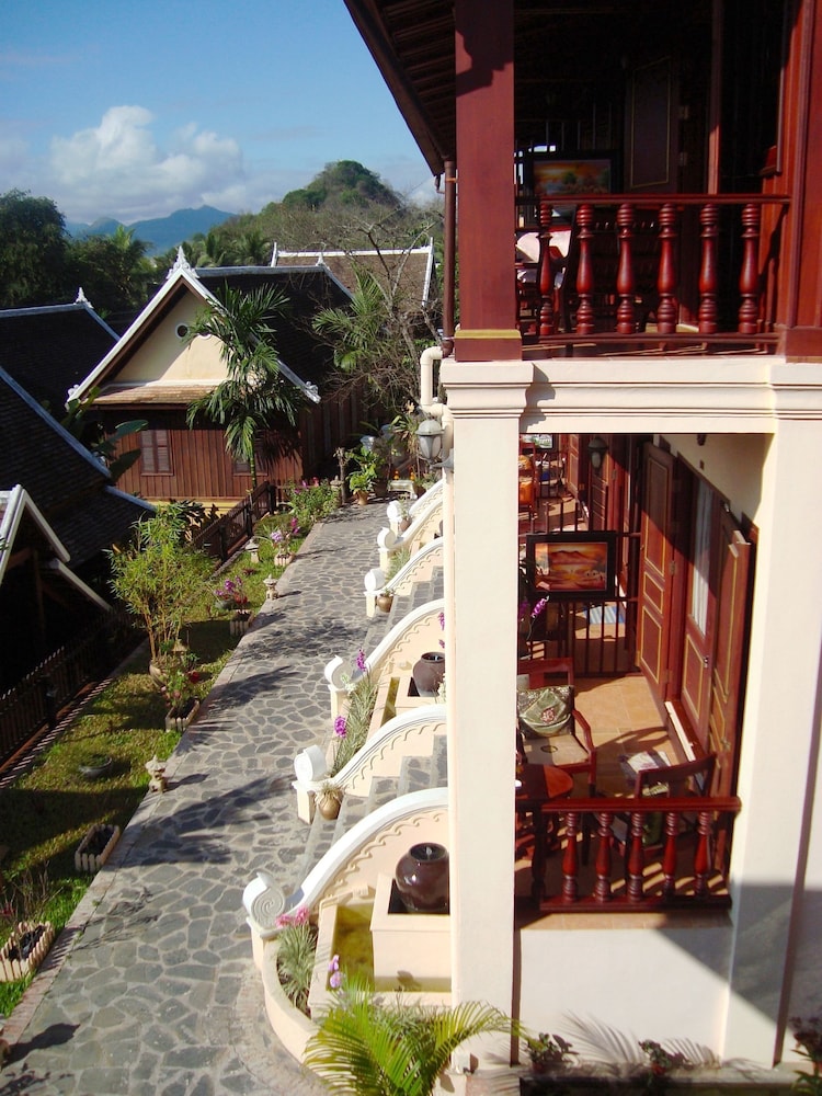 THE VIEW PAVILION - LUANG PRABANG 10/61