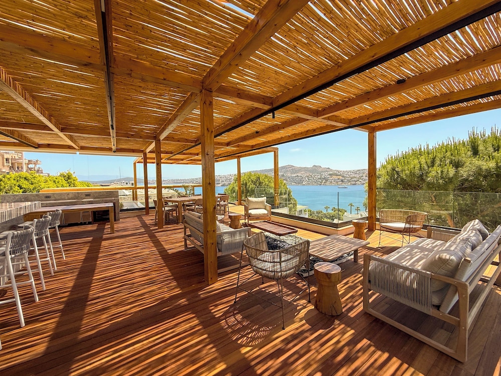 Cape Bodrum Luxury Hotel Beach 39/79